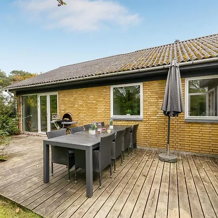 Naia - 300m To The Fjord By Interhome